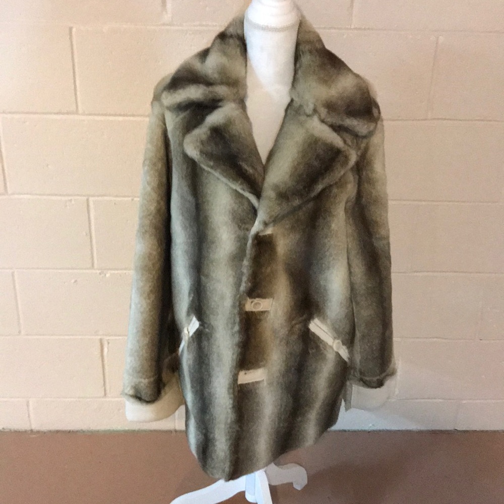 Faux fur shearling reversible coat